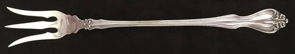Hampton (Sterling, 1904) Large Lettuce Serving Fork
