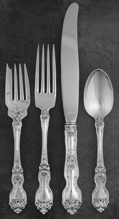 La Reine (Sterling, 1921, No Monograms) 4 Piece Place Size Setting by Wallace Silver