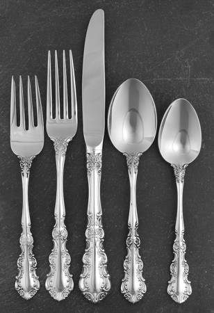 Laurelton (Stainless) 5 Piece Place Setting