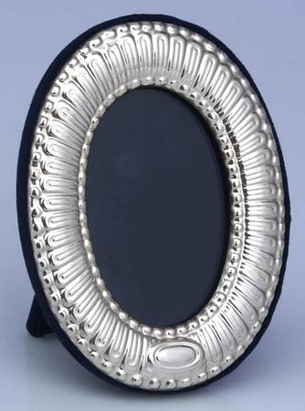 Sterling Hollowware Small Oval Frame