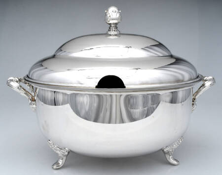 Silverplate Hollowware Tureen & Lid with Liner