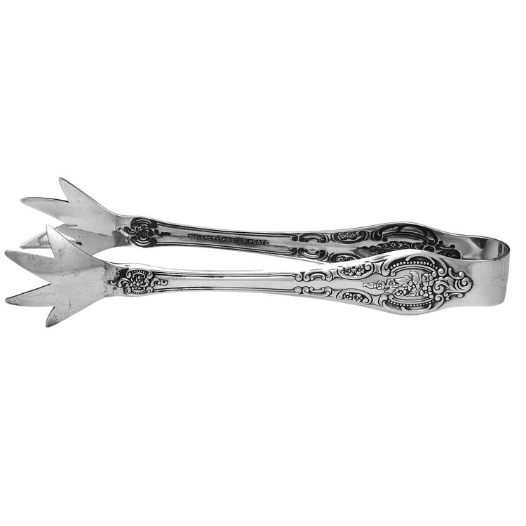 Royal Baroque (Silverplate, 1981) Large Ice Serving Tongs with Claw Tips