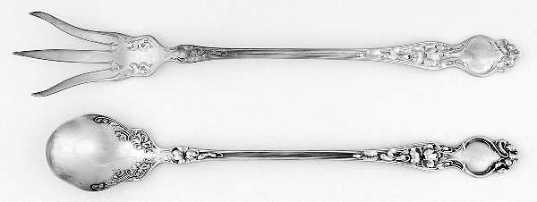 Violet (Sterling, 1904, No Monograms) 2 Pc Large Lettuce Serving Set