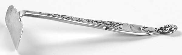 Heraldic (Sterling, 1880) Food Pusher Solid