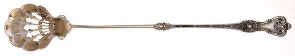 King Edward (Sterling, 1901) Pierced Bowl Long Handle Olive Spoon