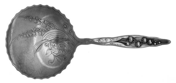 Lily of The Valley (Sterling, 1885, No Monograms) Bon Bon Spoon Bright Cut