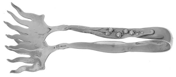 Lily of The Valley (Sterling, 1885, No Monograms) Sardine Tongs