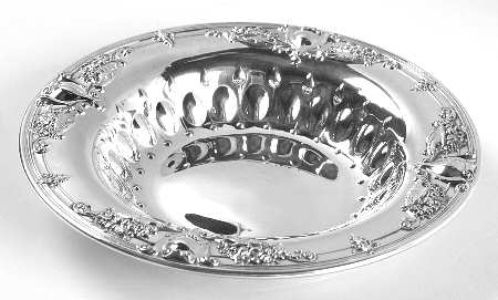 Sterling Hollowware 8" Round Vegetable