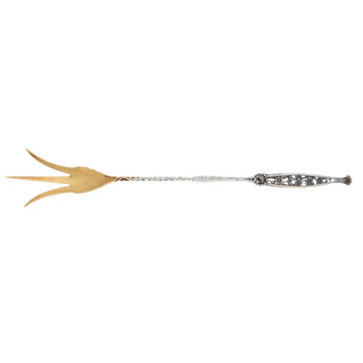 No 1 (Sterling, 1885) Large Lettuce Serving Fork