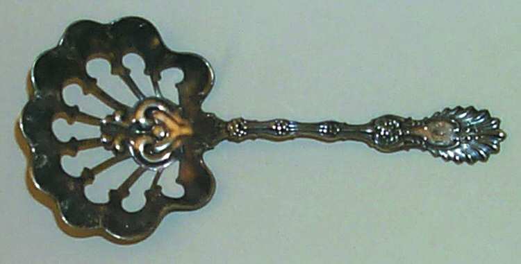 Radiant (Sterling, 1895) Solid Bon Bon Spoon