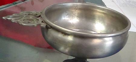 Pewter Hollowware Porringer