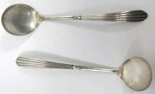 WED6 (STERLING) Solid Piece Cream Ladle