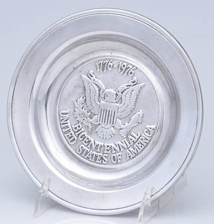 Bicentennial (Armetale, Hollowware) Bread Plate