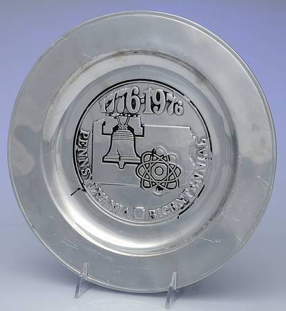 Bicentennial (Armetale, Hollowware) Dinner Plate