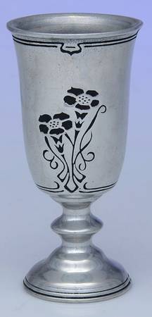 Fleurs Nouveau (Armetale, Hollowware) by Wilton Armetale