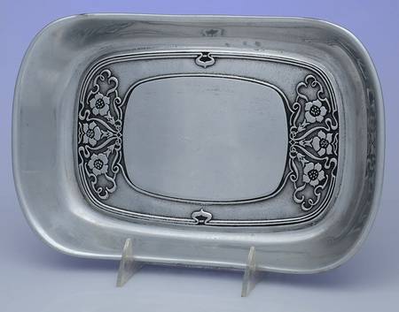 Fleurs Nouveau (Armetale, Hollowware) 11" Bread Tray