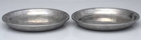 Armetale Hollowware (Non-Silver) Pair of 8" Shallow Round Bowls
