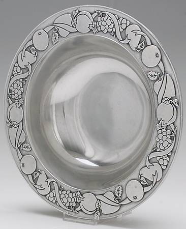 Armetale Hollowware (Non-Silver) Large Round Vegetable Bowl