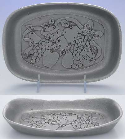 Armetale Hollowware (Non-Silver) 9" Bread Tray