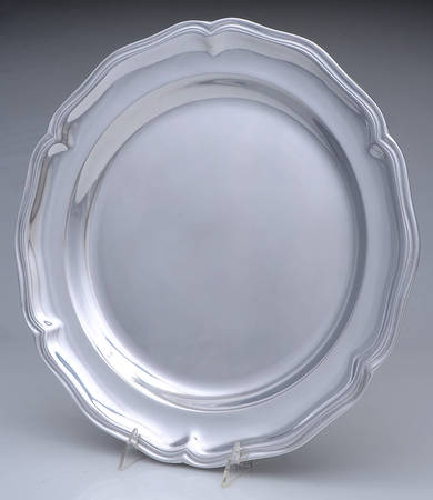 Queen Anne (Armetale, Hollowware, Glossy) Large Round Tray