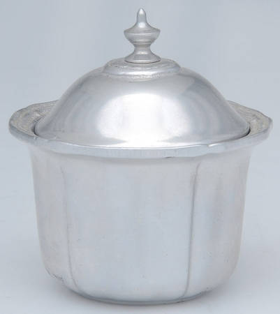 Queen Anne (Armetale, Hollowware, Glossy) Sugar Bowl with Lid