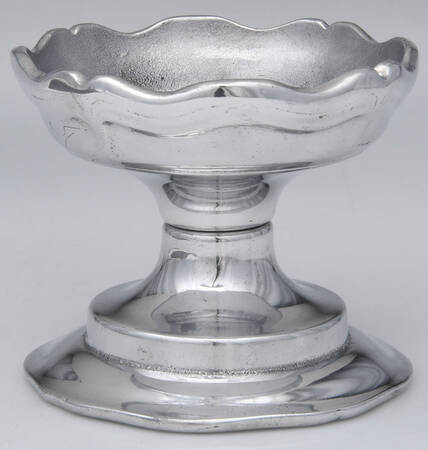 Queen Anne (Armetale, Hollowware, Glossy) Pillar Candlestick & Taper Combination