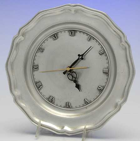 Queen Anne (Armetale, Hollowware, Glossy) Wall Hanging Clock