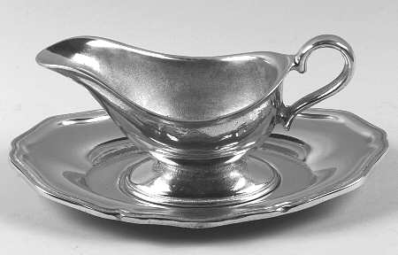 Queen Anne (Armetale, Hollowware, Glossy) Gravy Boat & Underplate