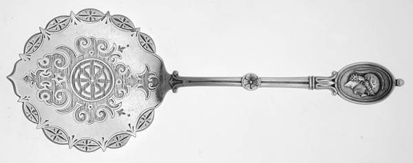 Medallion (Sterling, 1862) Bright Cut Solid Buckwheat Cake Server