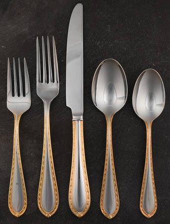 Powerscourt Gold (Stainless, Gold Accent) 5 Piece Place Setting
