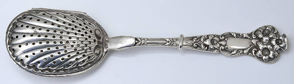Bridal Flower (Sterling, 1910, No Monograms) Solid Individual Tea Ball Spoon