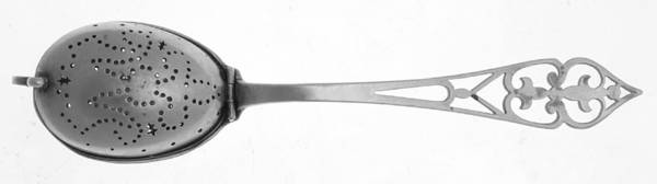 King George (Sterling, 1920) Solid Individual Tea Ball Spoon