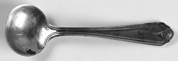 Martha Washington (Sterling, 1912) Individual Salt Spoon