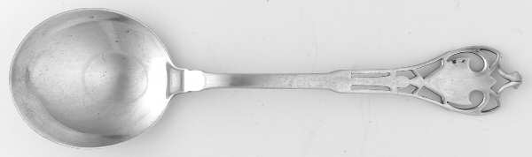 Putnam (Sterling, 1920) Round Bowl Soup Spoon (Gumbo)