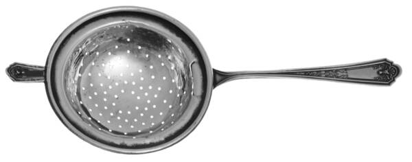 Queen Louise (Sterling, 1912)  Solid Individual Overcup Tea Strainer