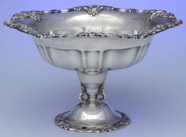 Baroque (Silverplate, Hollowware, Older) 11" Round Footed Centerpiece