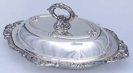 Baroque (Silverplate, Hollowware, Older) 13" Oval Double Vegetable