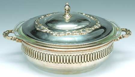 Baroque (Silverplate, Hollowware, Older) 2 Qt Round Covered Casserole & Glass Liner