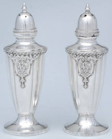 Rose Point (6702, Silverplate, Hollowware) Salt & Pepper Set