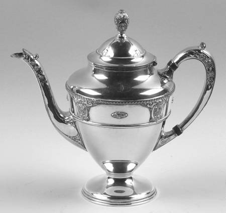 Rose Point (6702, Silverplate, Hollowware) Teapot