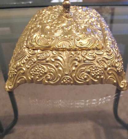 Baroque Gold (Gold Electroplate) Hollowware) Jewelry Box & Lid