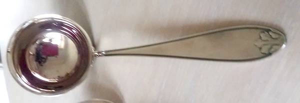 WMF51 (SILVERPLATE) Solid Gravy Ladle