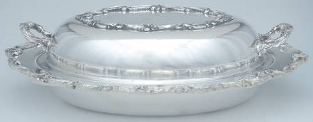 Chippendale (Silverplate, Hollowware) 12" Oval Double Vegetable