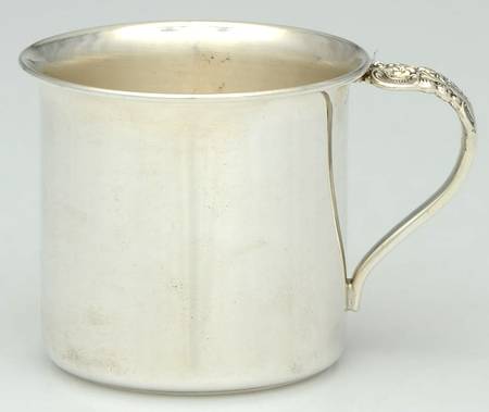Grande Baroque (Sterling, Hollowware, 1 Hallmark) Medium Baby Cup