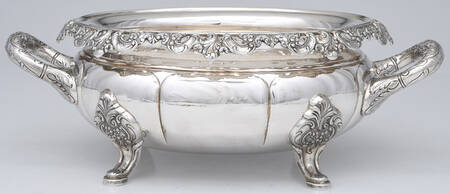 Grande Baroque (Sterling, Hollowware, 1 Hallmark) Footed Oval Vegetable No Lid