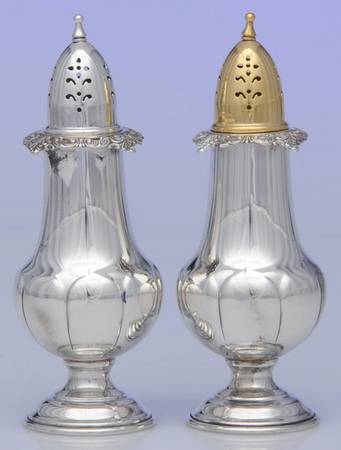 Grande Baroque (Sterling, Hollowware, 1 Hallmark) Salt and Pepper Set