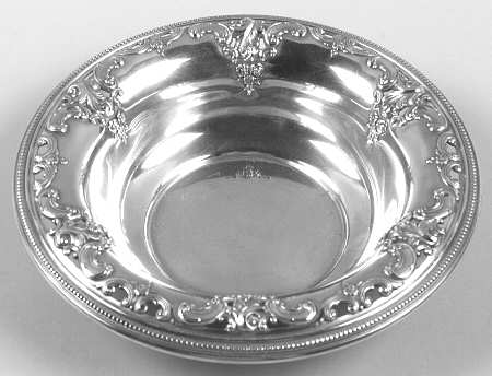 Grande Baroque (Sterling, Hollowware, 1 Hallmark) Medium Sterling Bon Bon Bowl