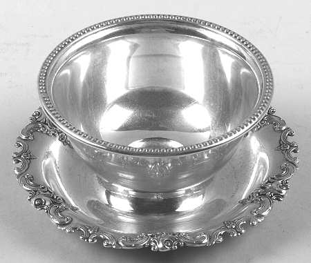 Grande Baroque (Sterling, Hollowware, 1 Hallmark) Sterling Gravy Bowl with Attached Underplate