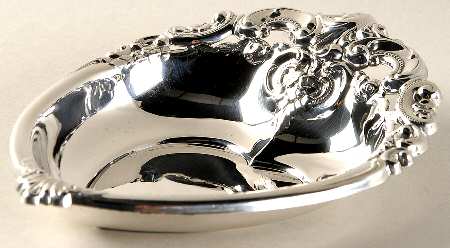 Grande Baroque (Sterling, Hollowware, 1 Hallmark) Sterling Bon Bon Heart Bowl