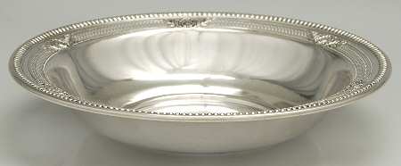 Sir Christopher (Strl, Hlwr, 4800-1, Hand Chased) 10" Round Vegetable Bowl